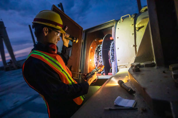 Best Electrical Contractors for Businesses  in Lewistown, IL